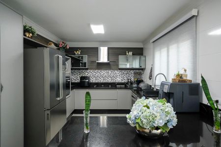 Casa à venda com 173m², 3 quartos e 3 vagasCozinha