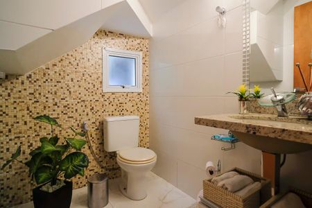 Casa à venda com 173m², 3 quartos e 3 vagasLavabo