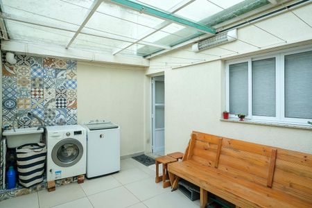 Casa à venda com 173m², 3 quartos e 3 vagasQuintal