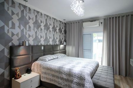 Casa à venda com 173m², 3 quartos e 3 vagasSuíte 1