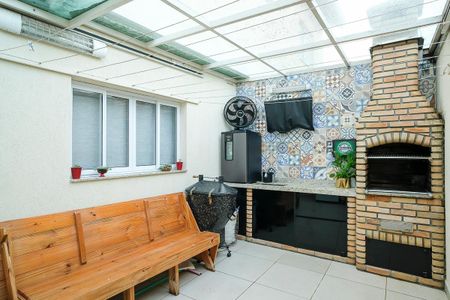 Casa à venda com 173m², 3 quartos e 3 vagasQuintal