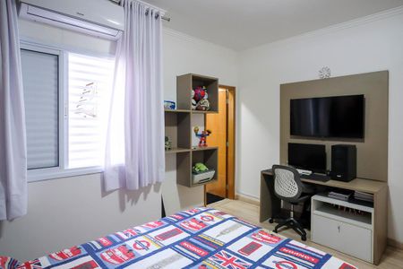 Casa à venda com 173m², 3 quartos e 3 vagasSuíte 2