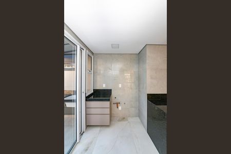 Apartamento à venda com 140m², 3 quartos e 2 vagasCozinha