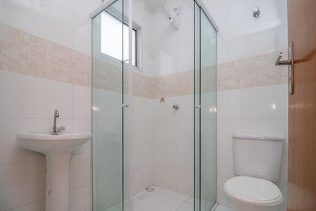 Casa à venda com 300m², 3 quartos e 6 vagasBanheiro da Suíte 1