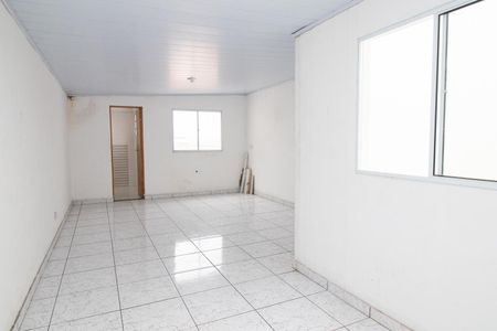 Casa à venda com 300m², 3 quartos e 6 vagasSalão
