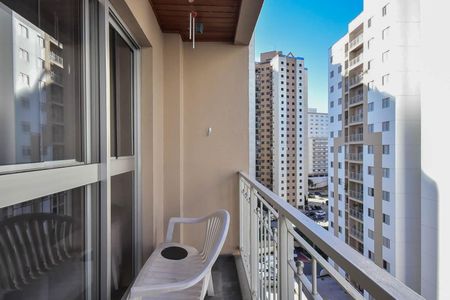 Apartamento à venda com 57m², 2 quartos e 1 vaga Apartamento à venda com 57m², 2 quartos e 1 vagaVaranda