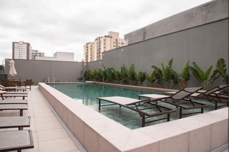 Apartamento à venda com 37m², 1 quarto e 1 vagaÁrea comum - Piscina