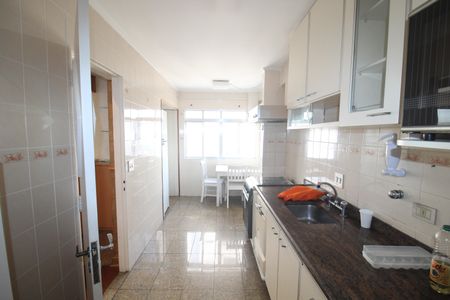 Apartamento à venda com 126m², 3 quartos e 2 vagasCozinha