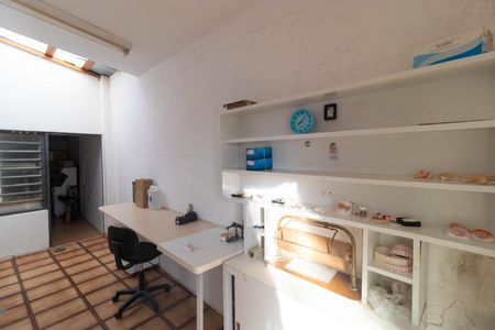 Casa à venda com 267m², 3 quartos e 2 vagas Casa à venda com 267m², 3 quartos e 2 vagasÁrea de luz