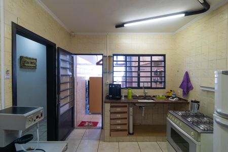 Casa à venda com 267m², 3 quartos e 2 vagas Casa à venda com 267m², 3 quartos e 2 vagasCozinha