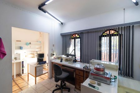 Casa à venda com 267m², 3 quartos e 2 vagas Casa à venda com 267m², 3 quartos e 2 vagasSala 02