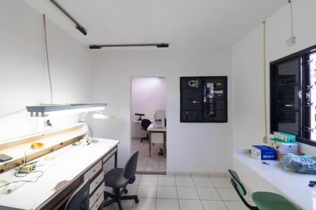 Casa à venda com 267m², 3 quartos e 2 vagas Casa à venda com 267m², 3 quartos e 2 vagasQuarto 02