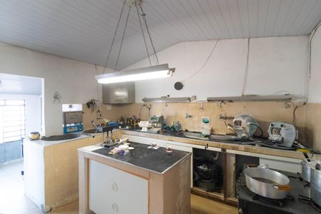 Casa à venda com 267m², 3 quartos e 2 vagas Casa à venda com 267m², 3 quartos e 2 vagasOficina