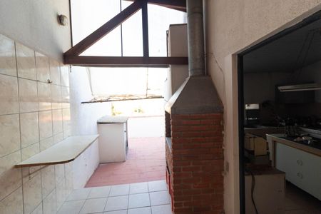 Casa à venda com 267m², 3 quartos e 2 vagas Casa à venda com 267m², 3 quartos e 2 vagasChurrasqueira