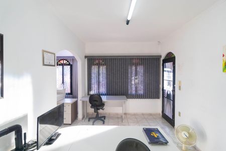 Casa à venda com 267m², 3 quartos e 2 vagas Casa à venda com 267m², 3 quartos e 2 vagasSala 01