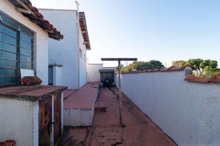 Casa à venda com 267m², 3 quartos e 2 vagas Casa à venda com 267m², 3 quartos e 2 vagasQuintal