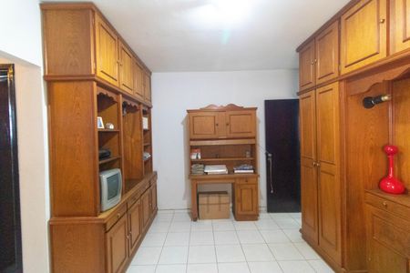 Casa à venda com 267m², 3 quartos e 2 vagas Casa à venda com 267m², 3 quartos e 2 vagasSuíte