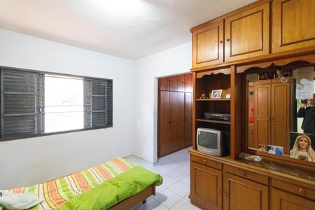 Casa à venda com 267m², 3 quartos e 2 vagas Casa à venda com 267m², 3 quartos e 2 vagasSuíte