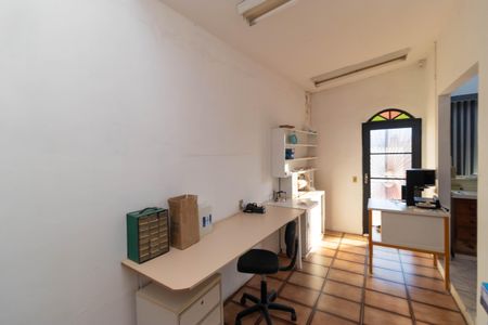 Casa à venda com 267m², 3 quartos e 2 vagas Casa à venda com 267m², 3 quartos e 2 vagasÁrea de luz