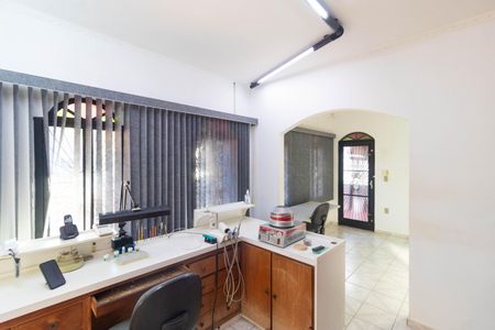 Casa à venda com 267m², 3 quartos e 2 vagas Casa à venda com 267m², 3 quartos e 2 vagasSala 02