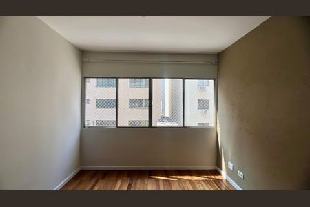 Apartamento à venda com 78m², 2 quartos e 1 vaga Apartamento à venda com 78m², 2 quartos e 1 vagaSala