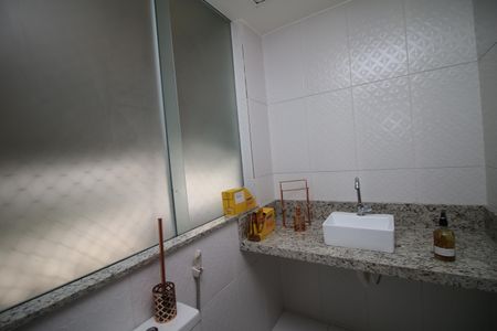 Apartamento à venda com 115m², 2 quartos e 1 vagaBanheiro 2
