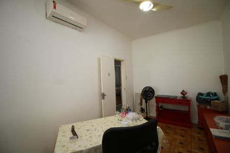 Apartamento à venda com 115m², 2 quartos e 1 vagaQuarto 2