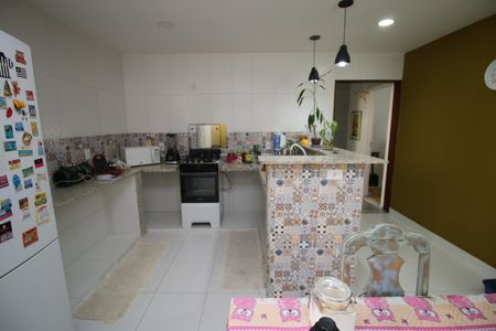 Apartamento à venda com 115m², 2 quartos e 1 vagaCozinha
