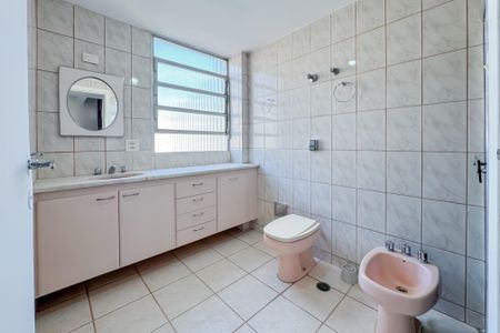 Apartamento à venda com 92m², 2 quartos e 1 vaga Apartamento à venda com 92m², 2 quartos e 1 vagaBanheiro Corredor