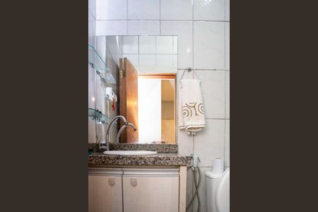 Banheiro de casa à venda com 1 quarto, 40m² em Jardim Arco-iris, Diadema