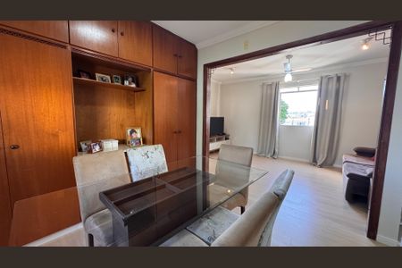 Apartamento à venda com 77m², 2 quartos e 2 vagas Apartamento à venda com 77m², 2 quartos e 2 vagasSala de Jantar