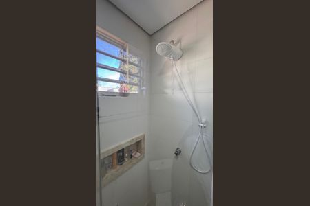 Apartamento à venda com 77m², 2 quartos e 2 vagas Apartamento à venda com 77m², 2 quartos e 2 vagasBanheiro