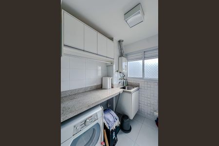 Apartamento à venda com 70m², 3 quartos e 1 vagaÁrea de Serviço