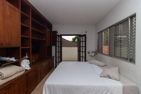 Casa à venda com 298m², 5 quartos e 2 vagas Casa à venda com 298m², 5 quartos e 2 vagasSuíte 1