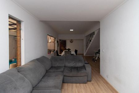 Casa à venda com 298m², 5 quartos e 2 vagas Casa à venda com 298m², 5 quartos e 2 vagasSala