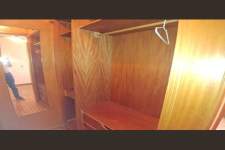 Casa de condomínio à venda com 193m², 3 quartos e 2 vagas