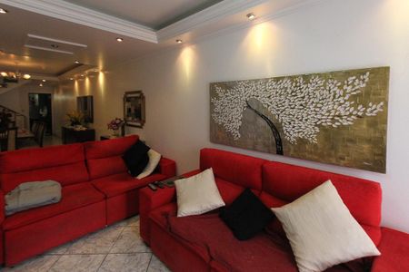 Casa à venda com 534m², 4 quartos e 10 vagas Casa à venda com 534m², 4 quartos e 10 vagasSala