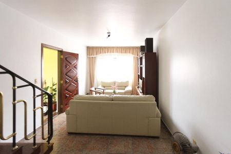 Casa à venda com 534m², 4 quartos e 10 vagas Casa à venda com 534m², 4 quartos e 10 vagasEdícula