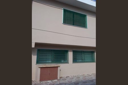 Casa à venda com 280m², 3 quartos e 4 vagas Casa à venda com 280m², 3 quartos e 4 vagasVILA GOMES 7