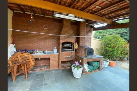 Casa à venda com 175m², 3 quartos e 2 vagas