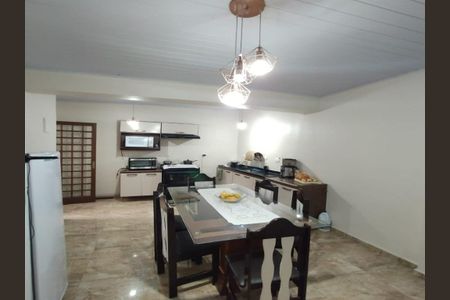 Casa à venda com 5 quartos, 320m² em Vila Maria Alta, São Paulo