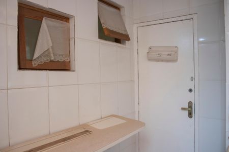 Apartamento à venda com 79m², 3 quartos e sem vagaCozinha e Área de Serviço