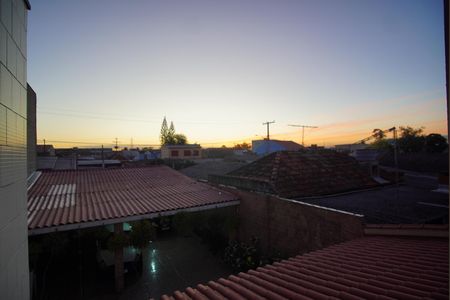 Casa à venda com 240m², 3 quartos e 4 vagas Casa à venda com 240m², 3 quartos e 4 vagasSuíte