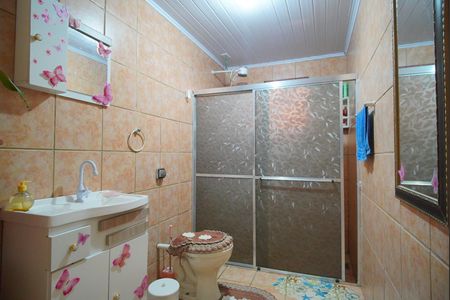 Casa à venda com 240m², 3 quartos e 4 vagas Casa à venda com 240m², 3 quartos e 4 vagasBanheiro da Suíte