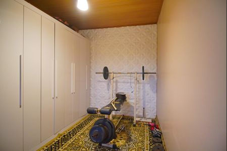 Casa à venda com 240m², 3 quartos e 4 vagas Casa à venda com 240m², 3 quartos e 4 vagasQuarto 1