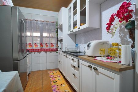 Casa à venda com 240m², 3 quartos e 4 vagas Casa à venda com 240m², 3 quartos e 4 vagasCozinha