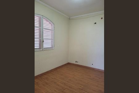 Casa à venda com 267m², 4 quartos e 6 vagas Casa à venda com 267m², 4 quartos e 6 vagasFoto 24