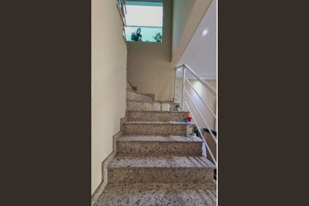 Casa à venda com 171m², 3 quartos e 4 vagas