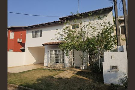 Casa de condomínio à venda com 190m², 3 quartos e 2 vagas Casa de condomínio à venda com 190m², 3 quartos e 2 vagasFoto 04