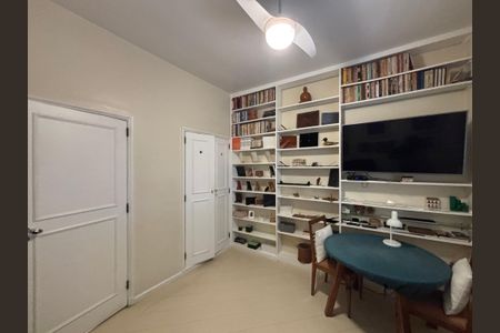 Apartamento à venda com 132m², 3 quartos e 1 vagaQuarto 2